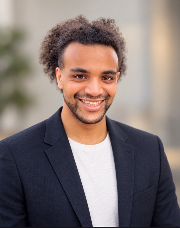 Portret van de ontwerper en ontwikkelaar achter WebsiteSmith.nl